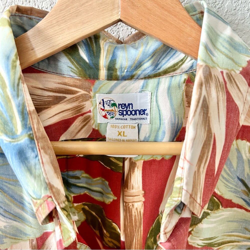 Reyn Spooner Red Blue Hawaiian Floral Shirt Size XL 100% Cotton Quarter Button - Picture 6 of 6